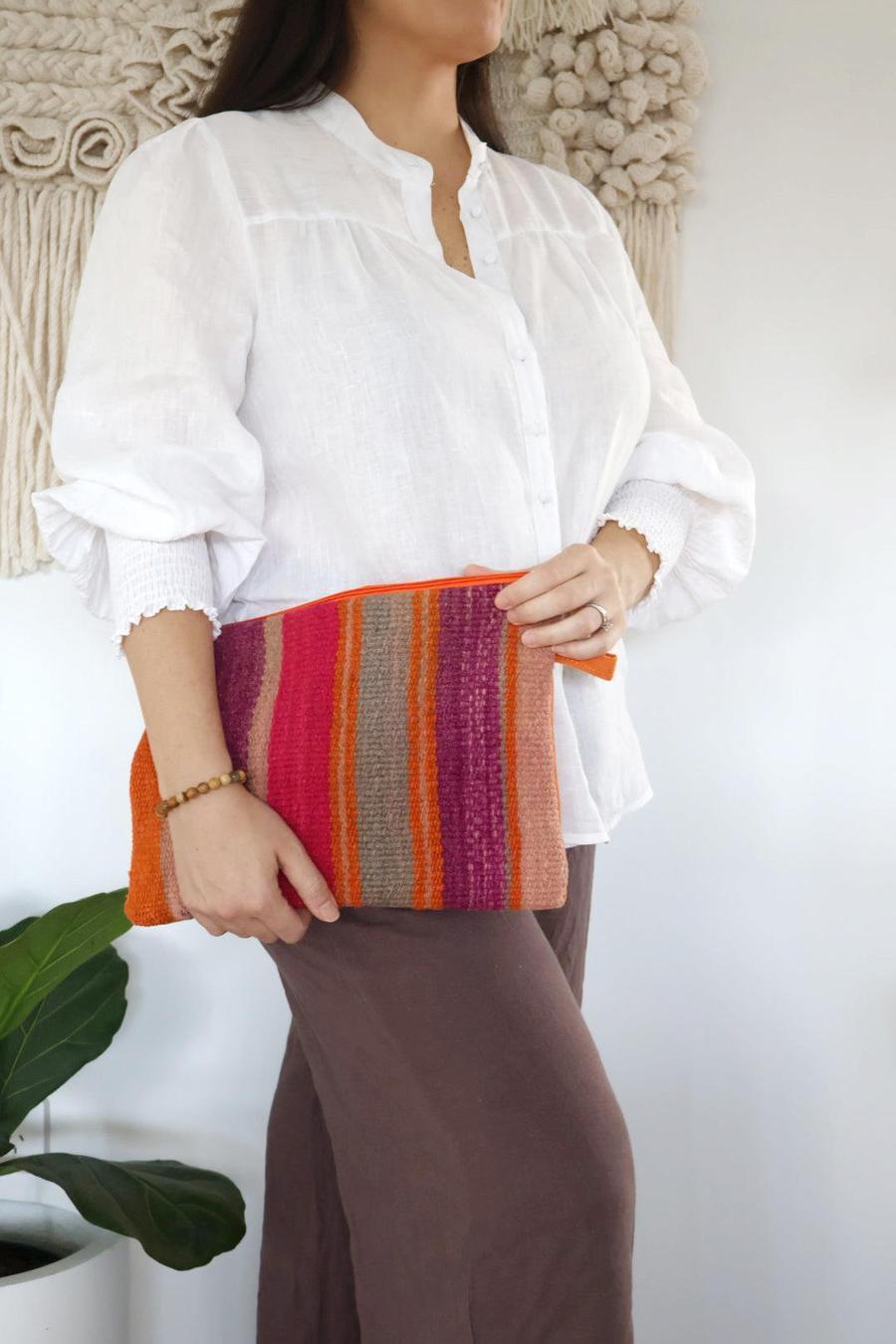Clutch Bags with Puyo - Model