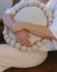 ROUND WITH POM POMS - MEDIUM