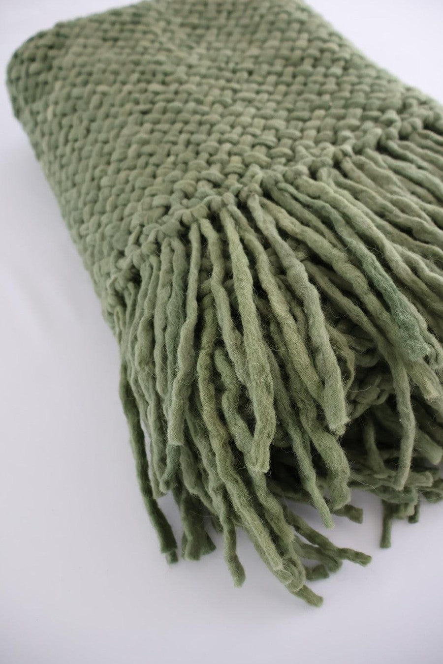 PACHA THROW - MEDIUM | GREEN COLOUR-The Andes Project