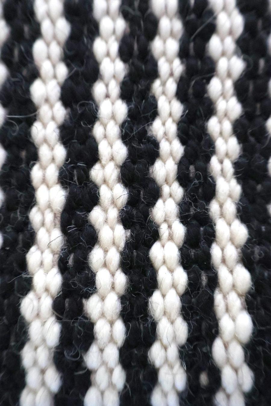LINEA - Small #13- Handmade Sustainable 100% Sheep Wool - The Andes Project