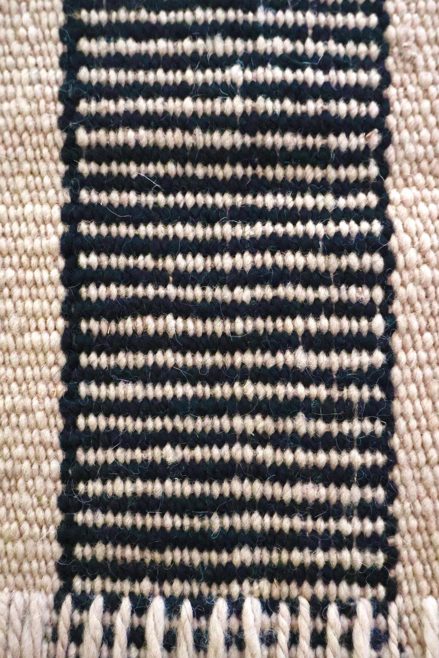 LINEA - Small #17- Handmade Sustainable 100% Sheep Wool - The Andes Project