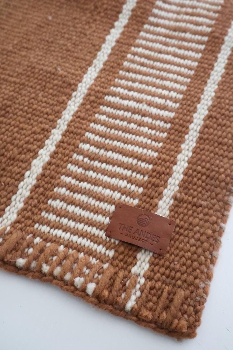 LINEA - Small #19- Handmade Sustainable 100% Sheep Wool - The Andes Project