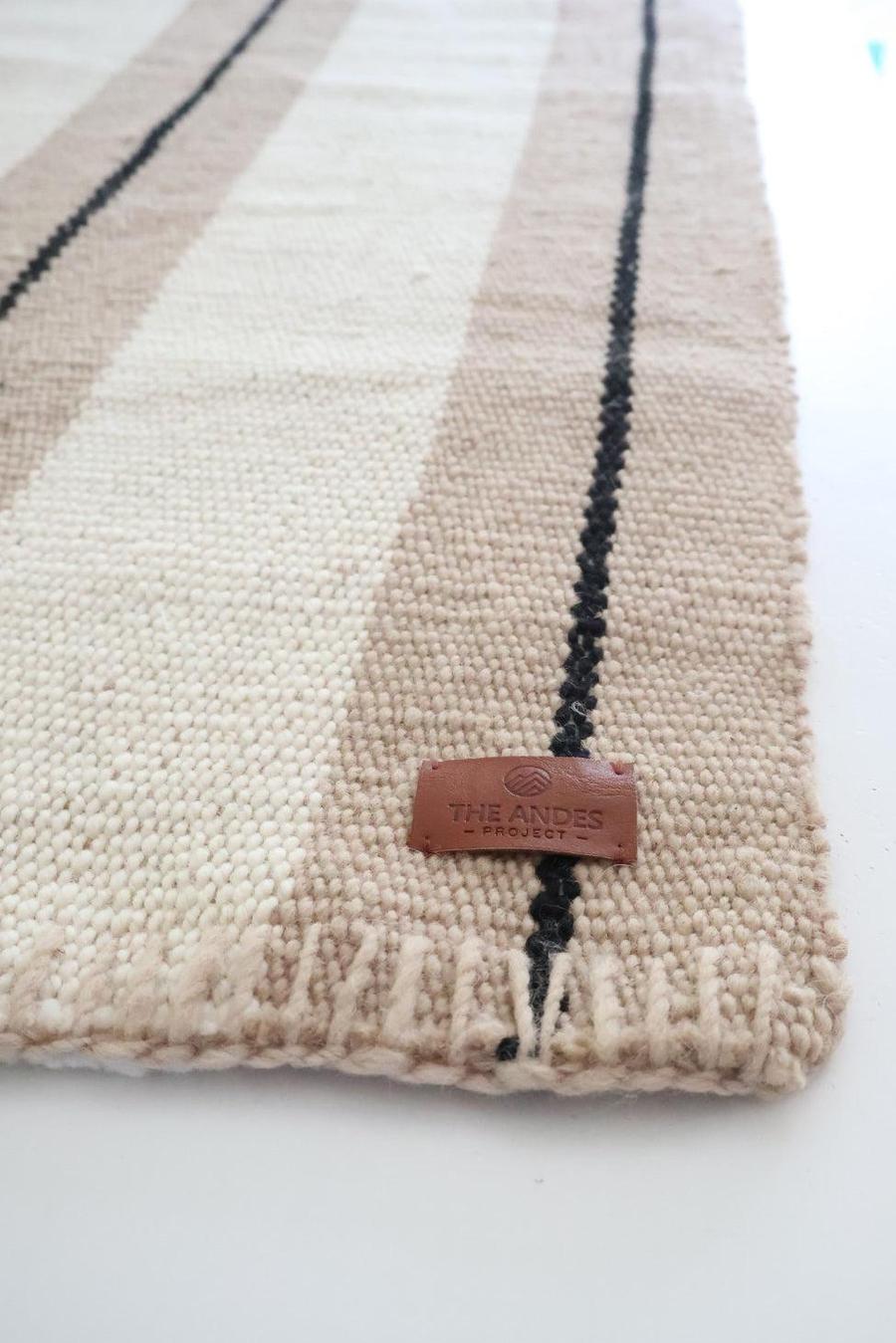 LINEA - Small #15- Handmade Sustainable 100% Sheep Wool - The Andes Project