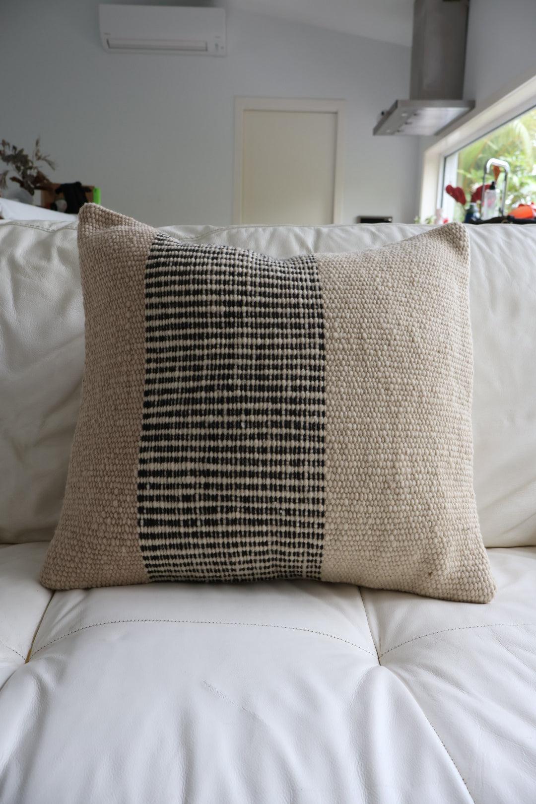 VALLE CUSHIONS - STYLE 4 - LARGE