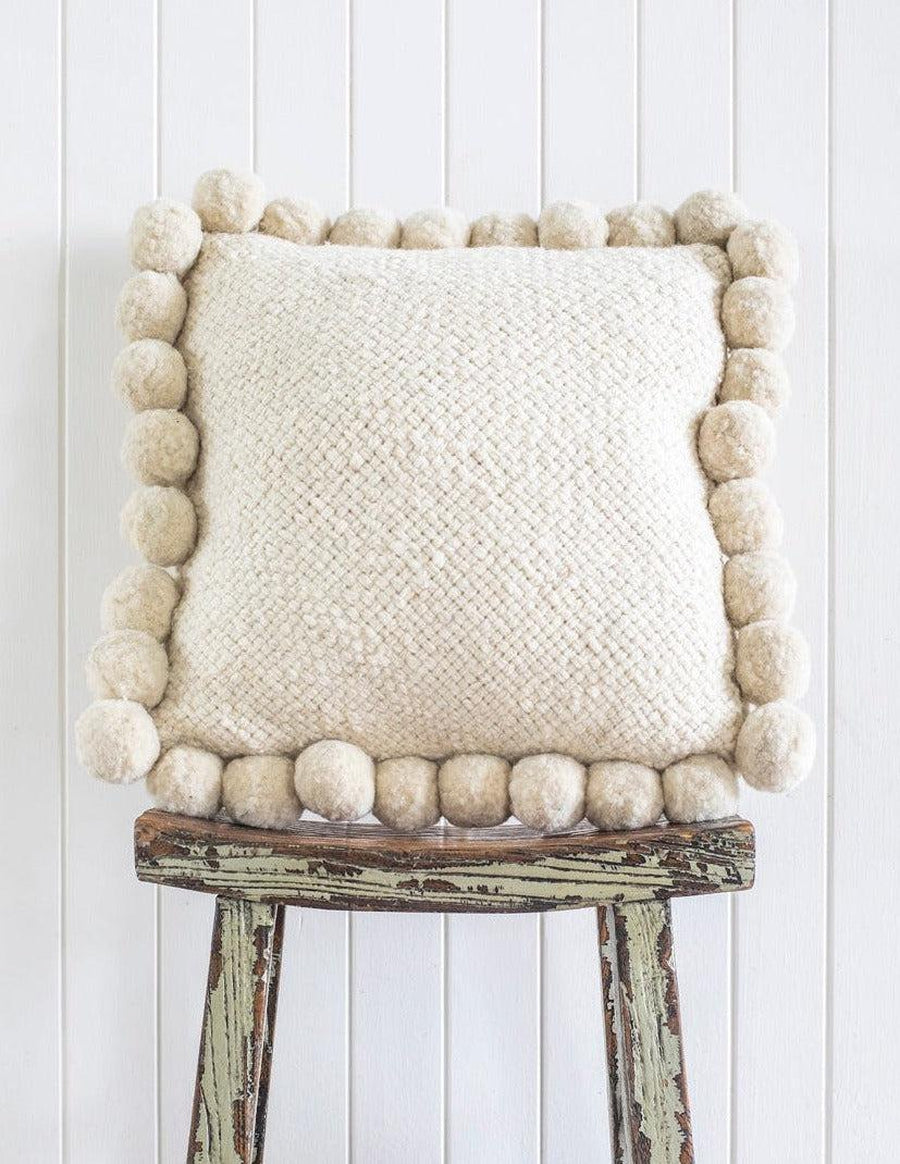 SQUARE WITH POM POMS - MEDIUM | NATURAL-The Andes Project