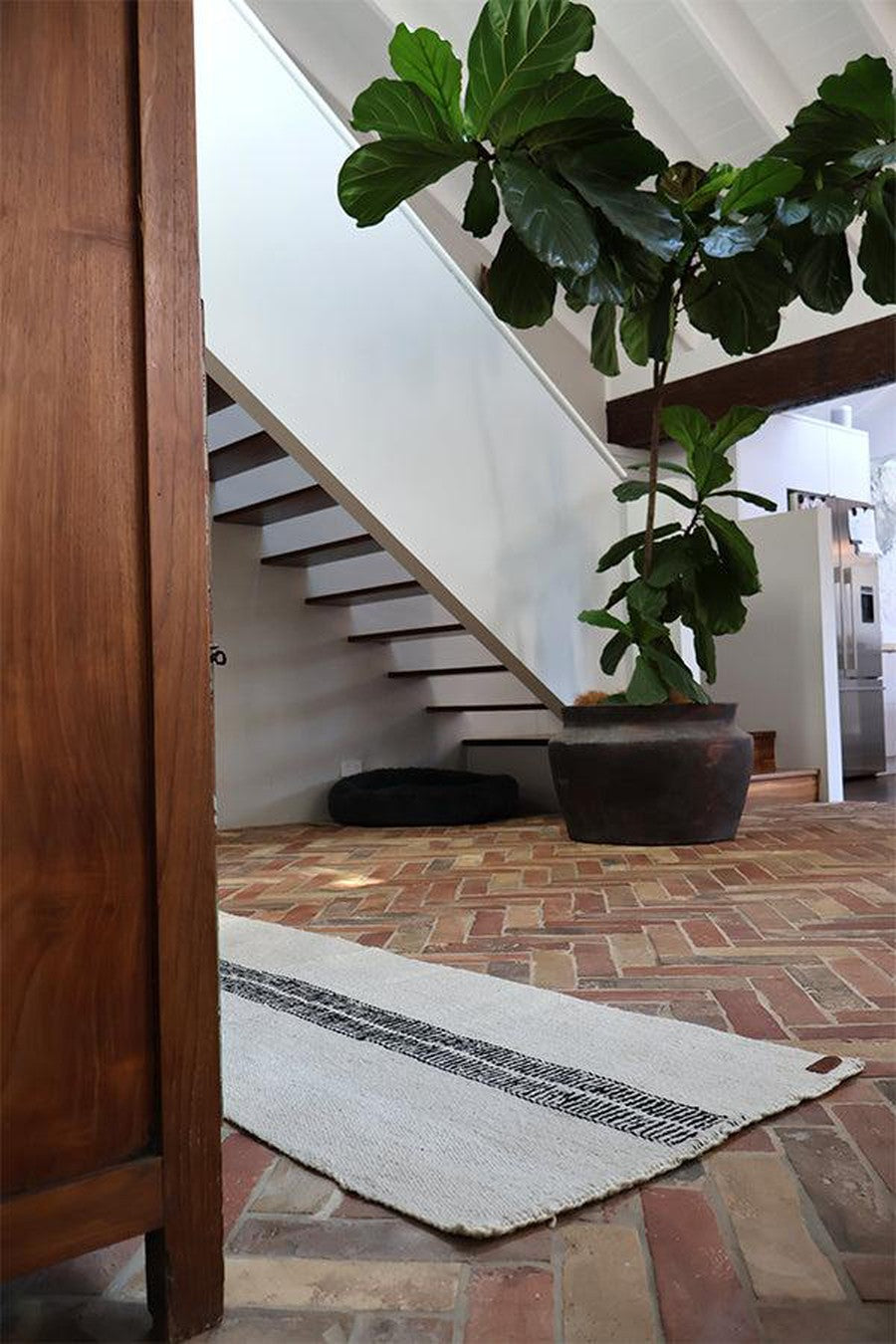 PLENA RUG | RUNNER #3 NATURAL & BLACK-The Andes Project