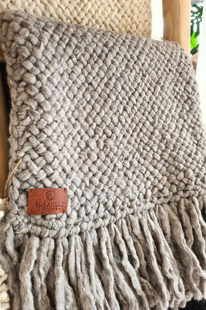 PACHA THROW - MEDIUM | GREY COLOUR-The Andes Project