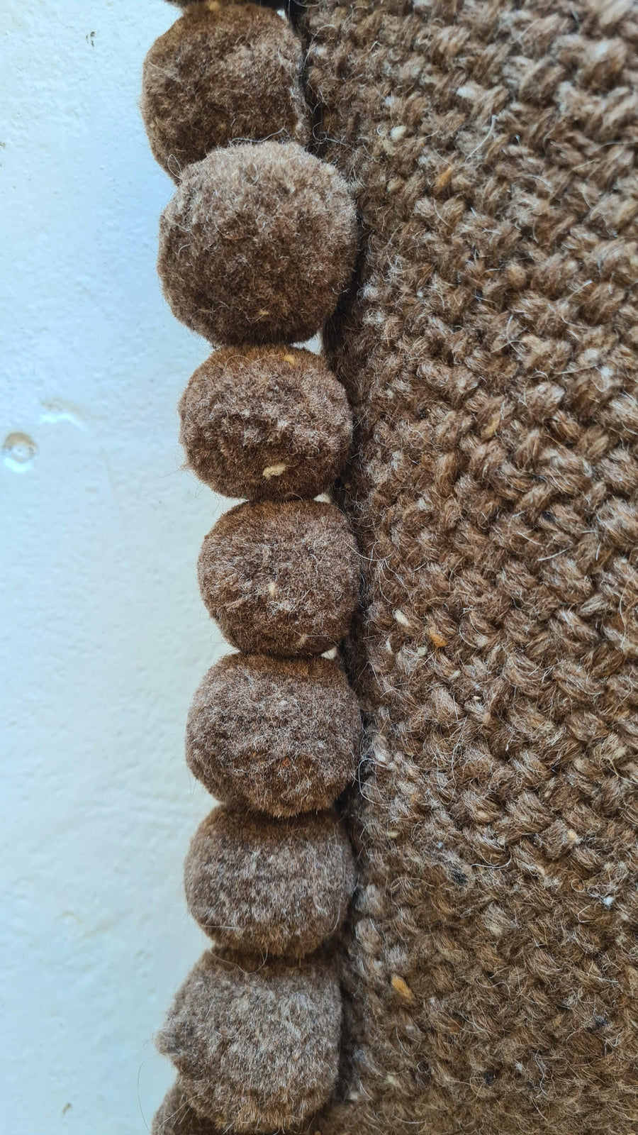 SQUARE WITH POM POMS - MEDIUM | COFFEE-The Andes Project