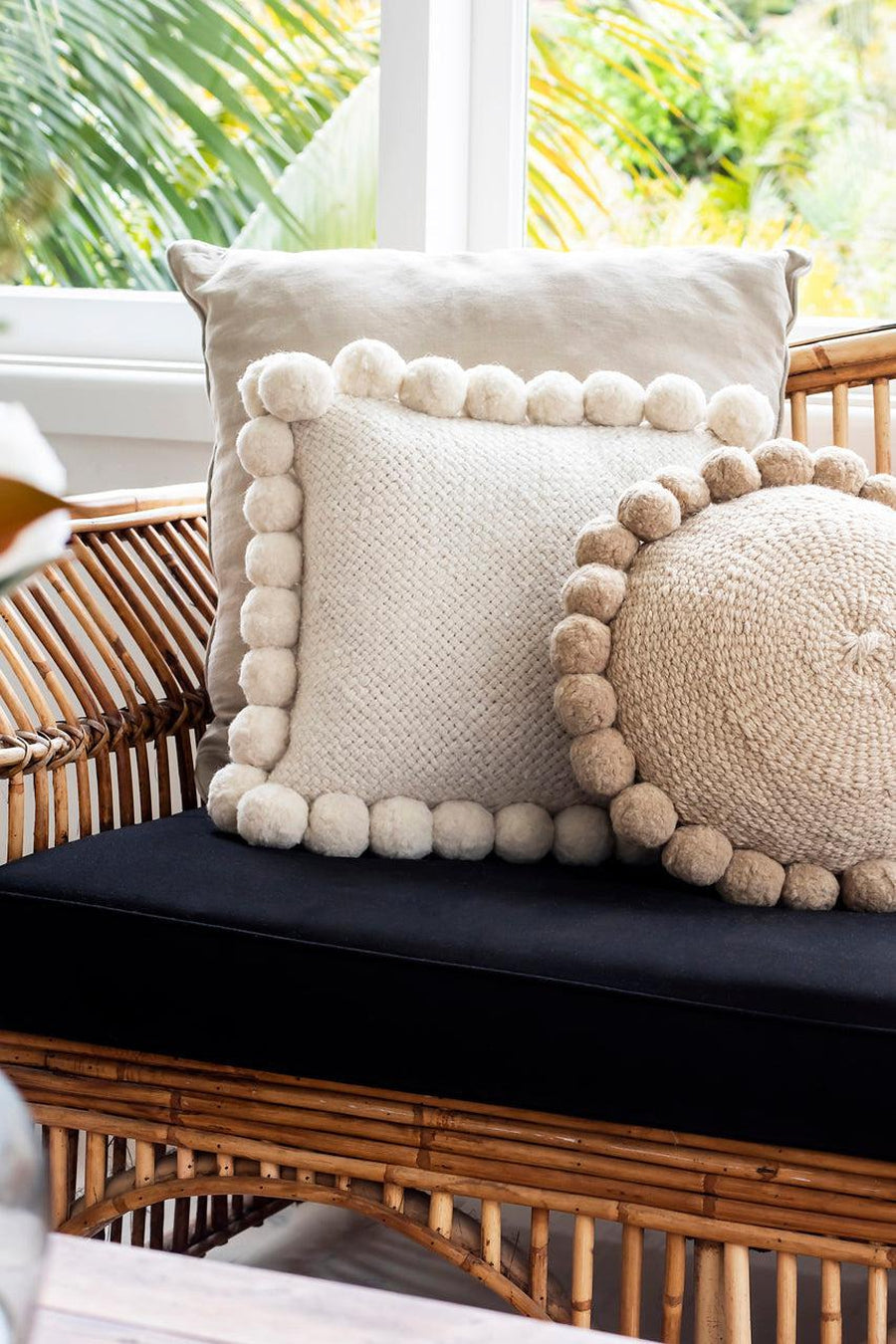 SQUARE WITH POM POMS - MEDIUM | NATURAL-The Andes Project