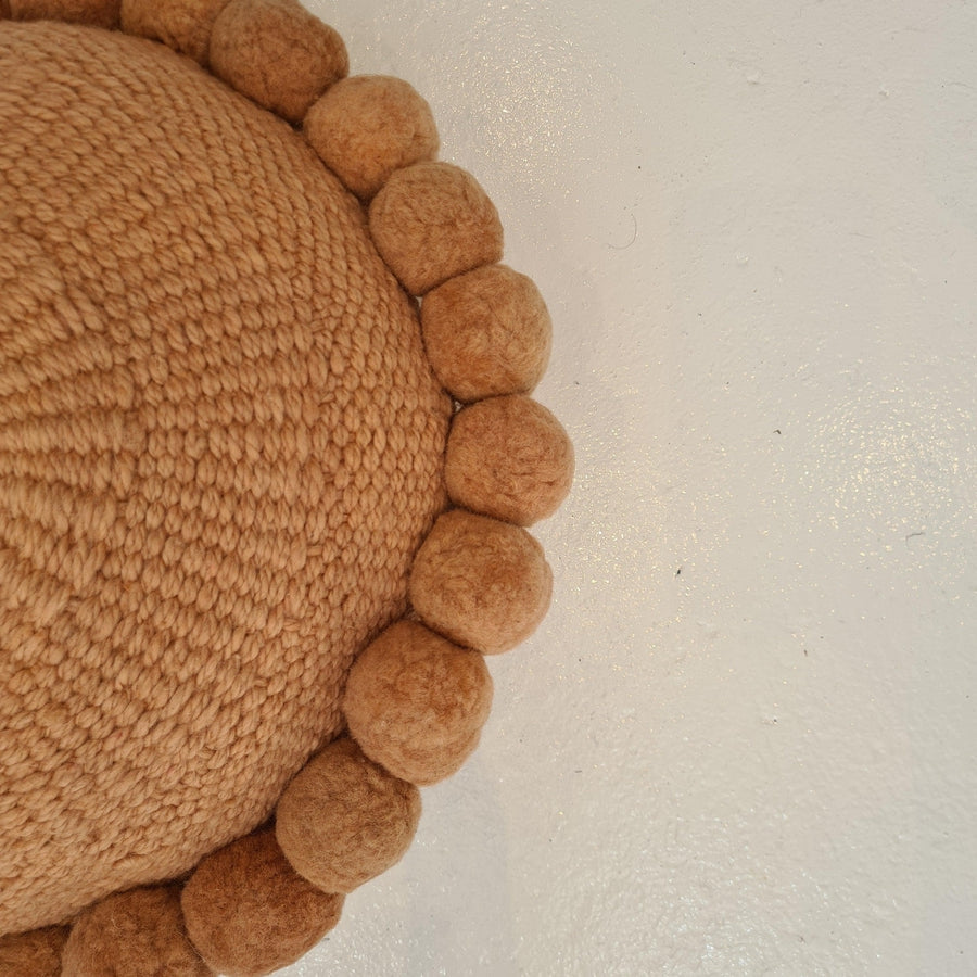 ROUND WITH POM POMS - MEDIUM | DUSTY PINK-The Andes Project