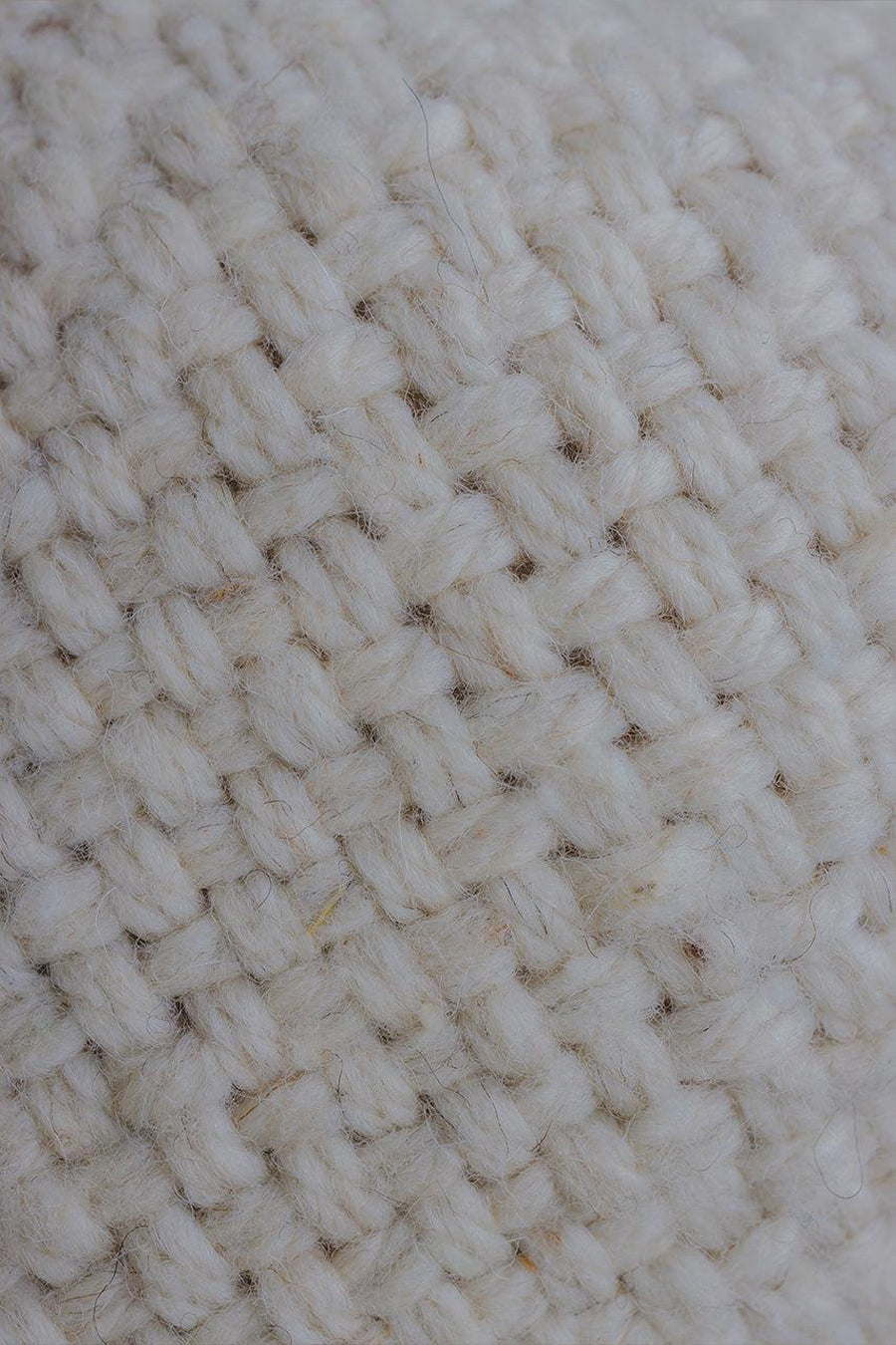 SQUARE WITH POM POMS - MEDIUM | NATURAL-The Andes Project