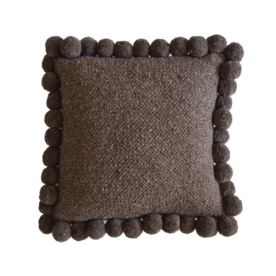 SQUARE WITH POM POMS - MEDIUM | COFFEE-The Andes Project